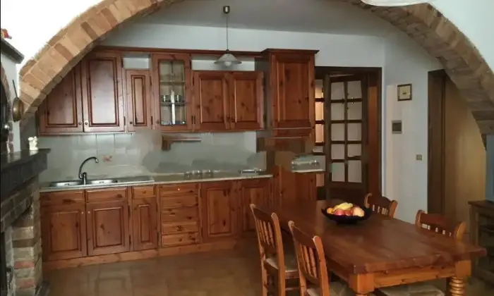 Rexer-Barberino-Val-dElsa-Quadrilocale-ottimo-stato-piano-terra-Cucina