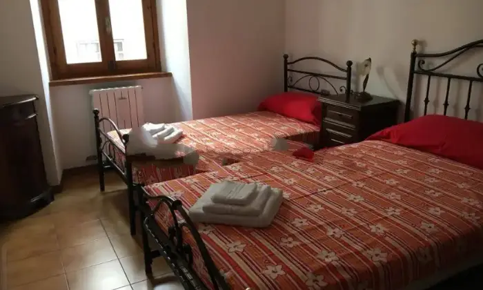 Rexer-Barberino-Val-dElsa-Quadrilocale-ottimo-stato-piano-terra-CameraDaLetto