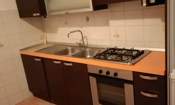 Rexer-Asciano-Appartamento-in-ottime-condizioni-in-provincia-di-Siena-Cucina