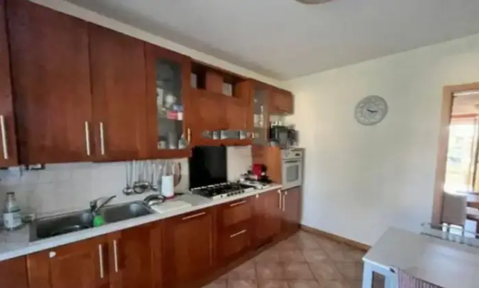 Rexer-San-Cipriano-Po-Villa-in-vendita-in-via-Madre-Teresa-di-Calcutta-Cucina