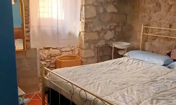 Rexer-Pomarance-CAMERA-DA-LETTO
