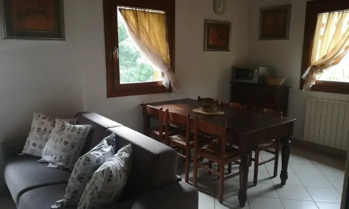 Rexer-Capo-di-Ponte-CASA-VACANZE-LE-RIVE-NEL-BOSCO-Salone