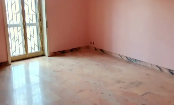 Rexer-Francofonte-Ampio-appartamento-in-zona-centrale-CameraDaLetto