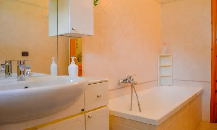 Rexer-Orbetello-Villa-indipendente-in-vendita-ad-Orbetello-GR-Bagno