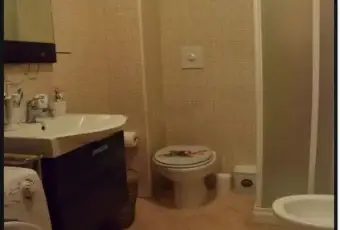 Rexer-Aulla-Trilocale-in-vendita-in-viale-Resistenza-Centro-Aulla-Bagno