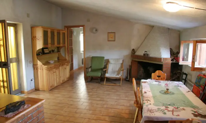 Rexer-Spezzano-della-Sila-Vendesi-camigliatello-silano-casa-indipendente-arredata-Altro