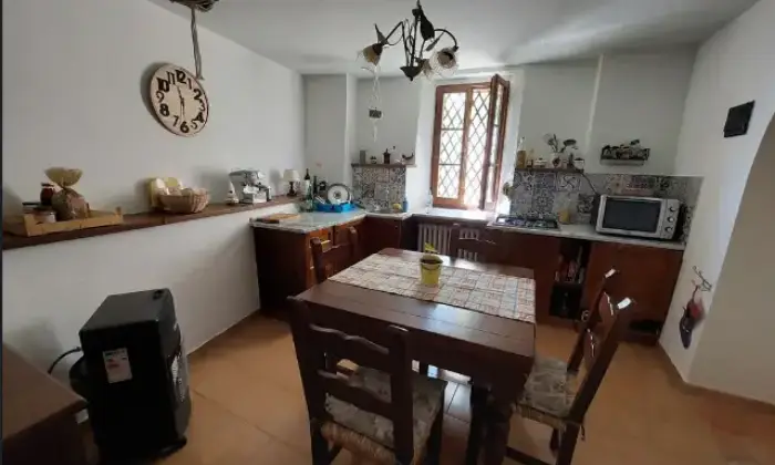 Rexer-Aulla-Casa-Indipendente-in-Vendita-in-Via-Colletto-ad-Aulla-Cucina