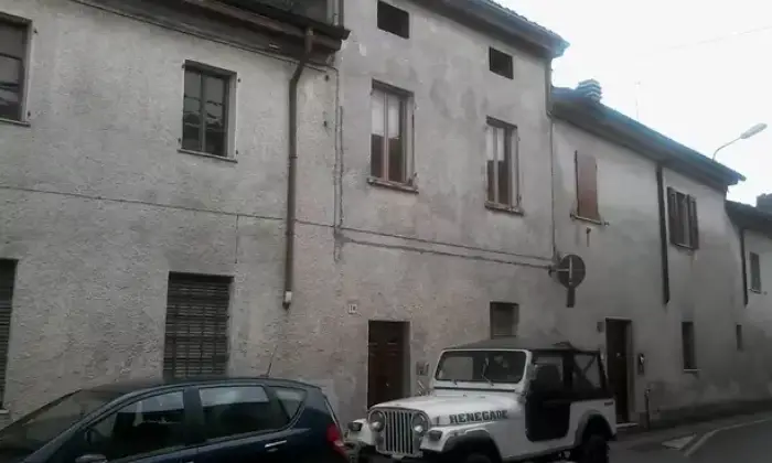 Rexer-Grumello-Cremonese-Cascina-a-corte-chiusa-GRUMELLO-CREMONESE-ED-UNITI-CR-Terrazzo