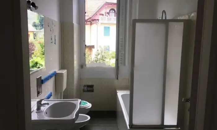 Rexer-Gemonio-Villa-in-vendita-in-via-Lunga-Bagno