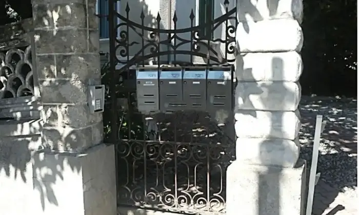 Rexer-Gemonio-Villa-in-vendita-in-via-Lunga-Altro