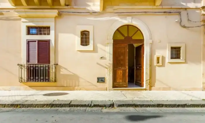 Rexer-Noto-Edificio-in-vendita-in-via-Gianluca-Barbieri-Noto-Altro