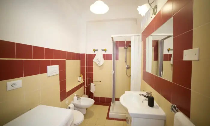 Rexer-Campobasso-Vendesi-Casa-con-Licenza-BB-a-Campobasso-Centro-Bagno