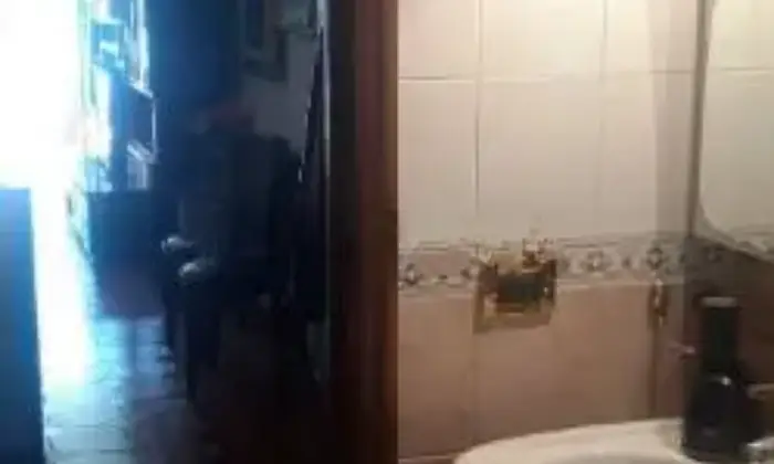 Rexer-Trecastagni-Villetta-a-schiera-in-affitto-in-via-Papa-Giovanni-XXIII-BAGNO