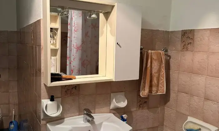 Rexer-Castiglione-dei-Pepoli-A-SERRAGLIO-FRAZIONE-DI-BARAGAZZA-Casa-su-due-piani-con-piccolo-giardinetto-Altro
