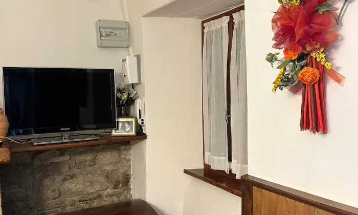 Rexer-Castiglione-dei-Pepoli-A-SERRAGLIO-FRAZIONE-DI-BARAGAZZA-Casa-su-due-piani-con-piccolo-giardinetto-Altro