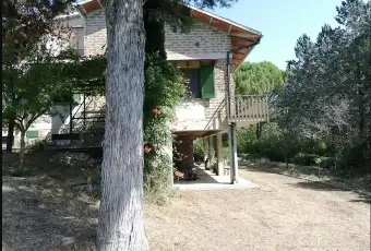 Rexer-Massa-Martana-Casa-singola-indipendente-Terrazzo