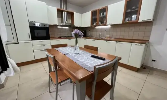 Rexer-Lenola-Vendita-appartamento-Cucina