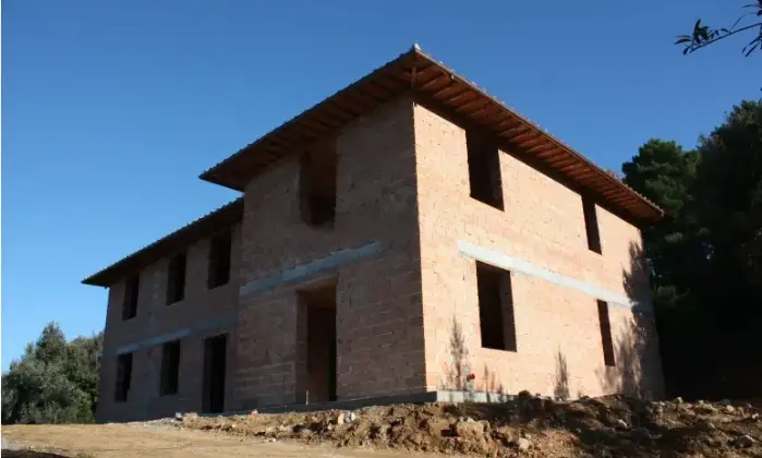 Rexer-Gavorrano-Casalecascina-in-vendita-in-strada-provinciale-Gavorranese-Giardino