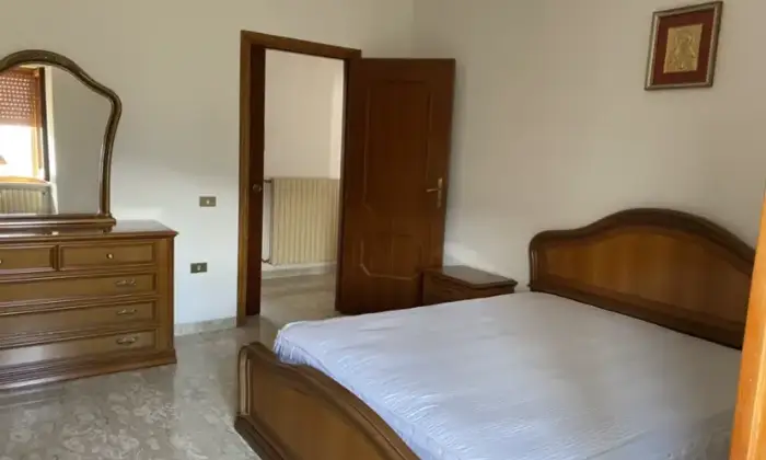 Rexer-San-Buono-Luminosa-e-ampia-casa-di-paese-CameraDaLetto