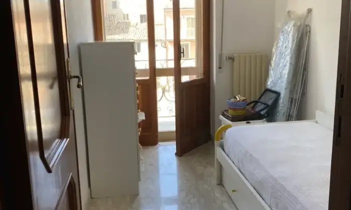 Rexer-San-Buono-Luminosa-e-ampia-casa-di-paese-CameraDaLetto