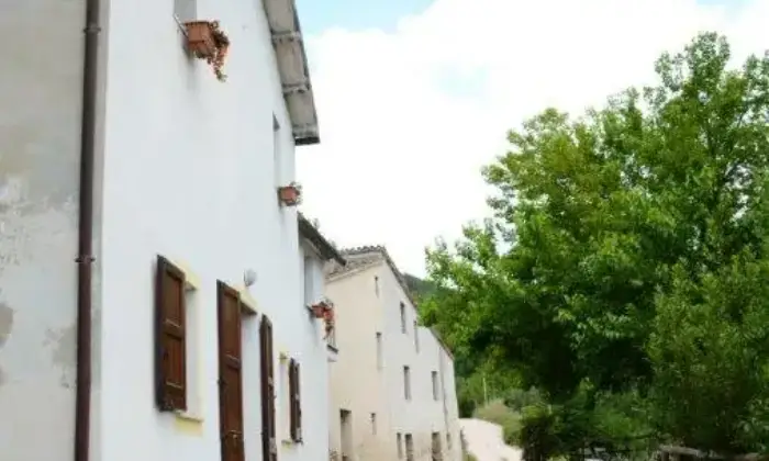 Rexer-Cingoli-Casa-di-campagna-vicino-Cingoli-Altro