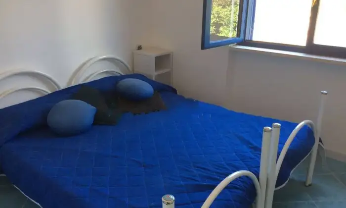 Rexer-Vulcano-Porto-Villa-bifamiliare-Contrada-Lentia-Vulcano-Lipari-CameraDaLetto