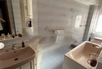 Rexer-Barcellona-Pozzo-di-Gotto-Appartamento-via-Umberto-I-Centro-Barcellona-Pozzo-di-Gotto-Bagno