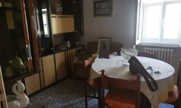 Rexer-Castellaneta-Trilocale-in-vendita-in-via-Ospedale-Castellaneta-Cucina