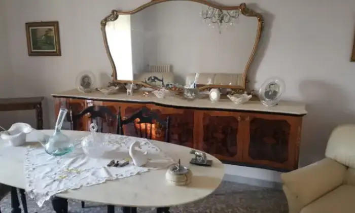 Rexer-Castellaneta-Trilocale-in-vendita-in-via-Ospedale-Castellaneta-Cucina