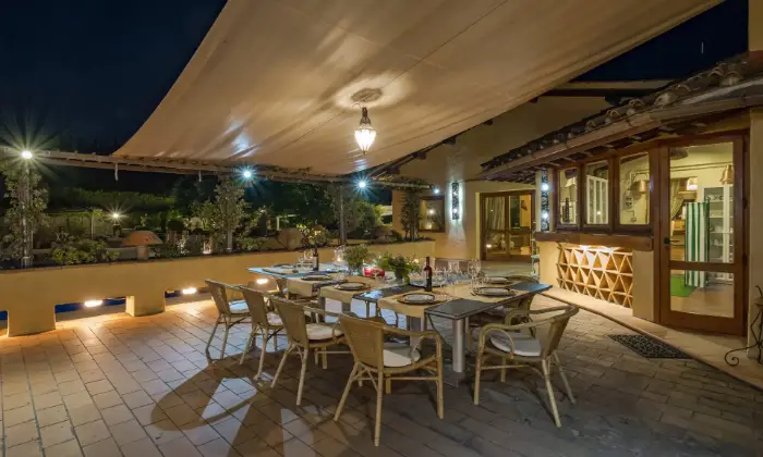 Rexer-Firenze-Villa-con-piscina-Firenze-colline-Terrazzo
