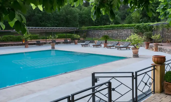 Rexer-Firenze-Villa-con-piscina-Firenze-colline-Giardino