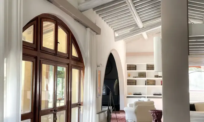 Rexer-Firenze-Villa-con-piscina-Firenze-colline-Salone