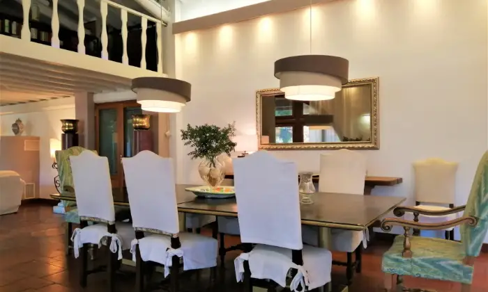 Rexer-Firenze-Villa-con-piscina-Firenze-colline-Salone