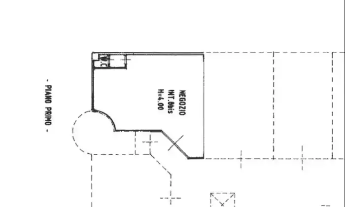 Rexer-Alba-Adriatica-Negozio-commerciale-alba-adriatica-la-piramide-Altro