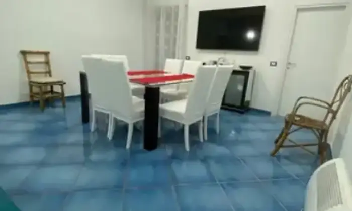 Rexer-Ischia-Appartamento-ristrutturato-con-veranda-e-cantina-Ischia-Altro