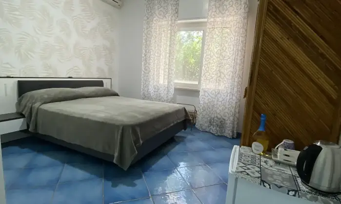Rexer-Ischia-Appartamento-ristrutturato-con-veranda-e-cantina-Ischia-Altro