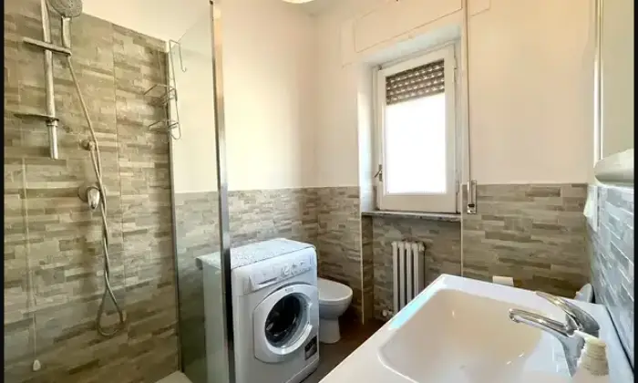 Rexer-Potenza-Vendesi-appartamento-in-Via-Nicola-Vaccaro-a-POTENZA-PZ-Bagno
