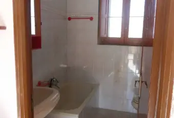 Rexer-Lauria-Casa-in-vendita-in-Contrada-Valle-Salomone-a-Lauria-BAGNO