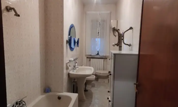 Rexer-Agrigento-APPARTAMENTO-CON-GARAGE-IN-VIA-EMPEDOCLE-Bagno