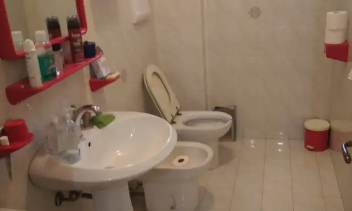 Rexer-Lagonegro-Casa-a-schiera-in-vendita-in-via-S-Antuono-Lagonegro-Bagno