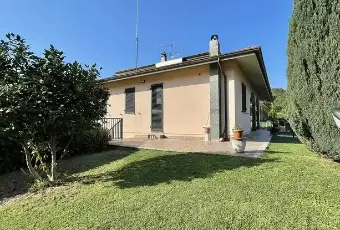 Rexer-Villafranca-in-Lunigiana-Villa-in-vendita-a-VILLAFRANCA-IN-LUNIGIANA-MS-Giardino