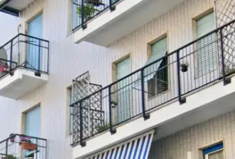 Rexer-Milano-Splendido-bilocale-su-viale-Monza-Terrazzo