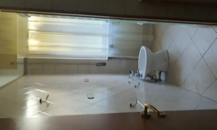 Rexer-Sarzana-Grazioso-bilocale-vicino-al-centro-Bagno