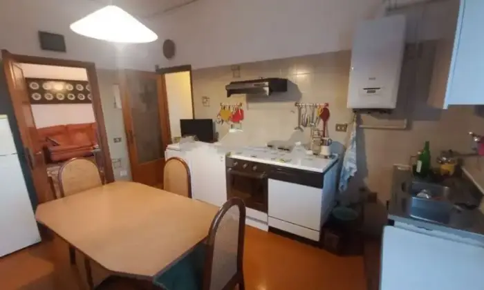 Rexer-Tolentino-Appartamento-in-vendita-a-Tolentino-MC-Cucina