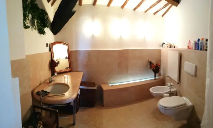 Rexer-Spello-Appartamento-in-Via-Torri-di-Properzio-Spello-Bagno