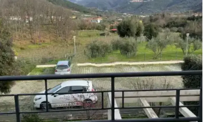 Rexer-Ortonovo-Appartamento-in-vendita-in-via-Bozzi-a-Luni-Terrazzo
