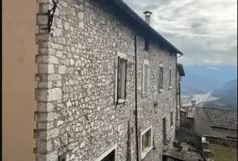 Rexer-Monteleone-di-Spoleto-Casa-in-vendita-in-via-del-Carmine-Monteleone-di-Spoleto-Terrazzo