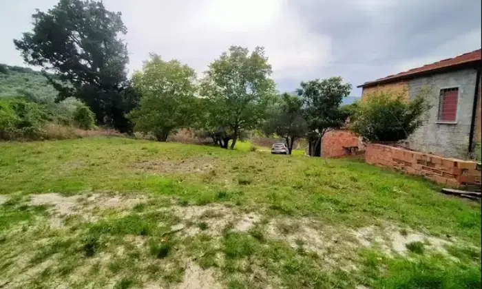 Rexer-Trivento-Casa-di-campagna-con-ettaro-e-mezzo-Giardino