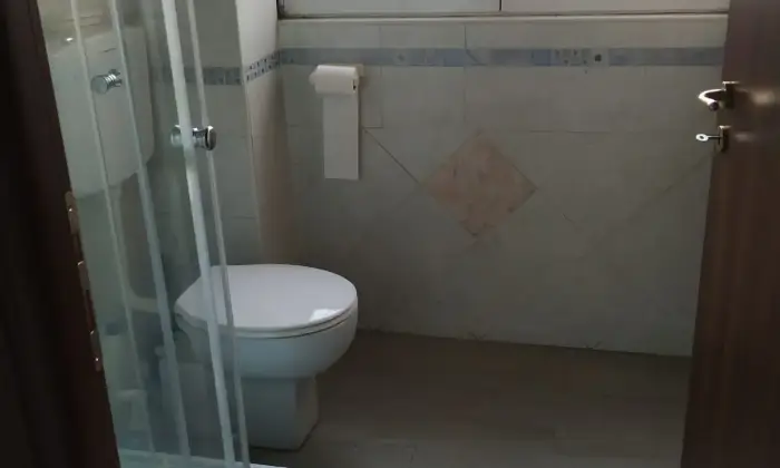 Rexer-Castano-Primo-Ufficio-in-vendita-in-via-Tadini-a-Castano-Primo-Bagno