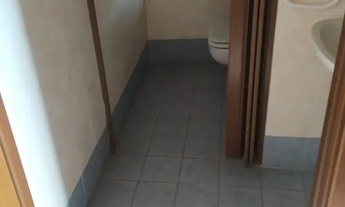 Rexer-Castano-Primo-Ufficio-in-vendita-in-via-Tadini-a-Castano-Primo-Bagno